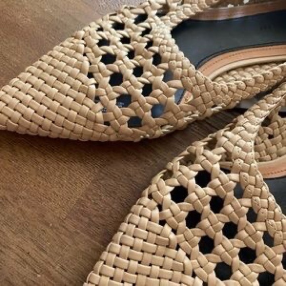 Zara TRF limited edition open work ballet flats 🌾  Sz39 (8 US) - Picture 5 of 12